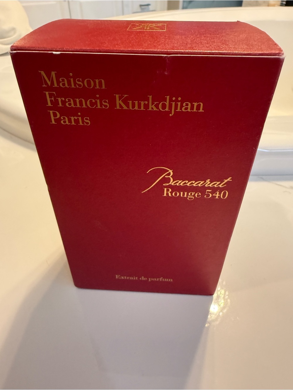 Maison Francis Kurkdjian Rouge and Gold Perfume Bottle - Picture 3 of 4